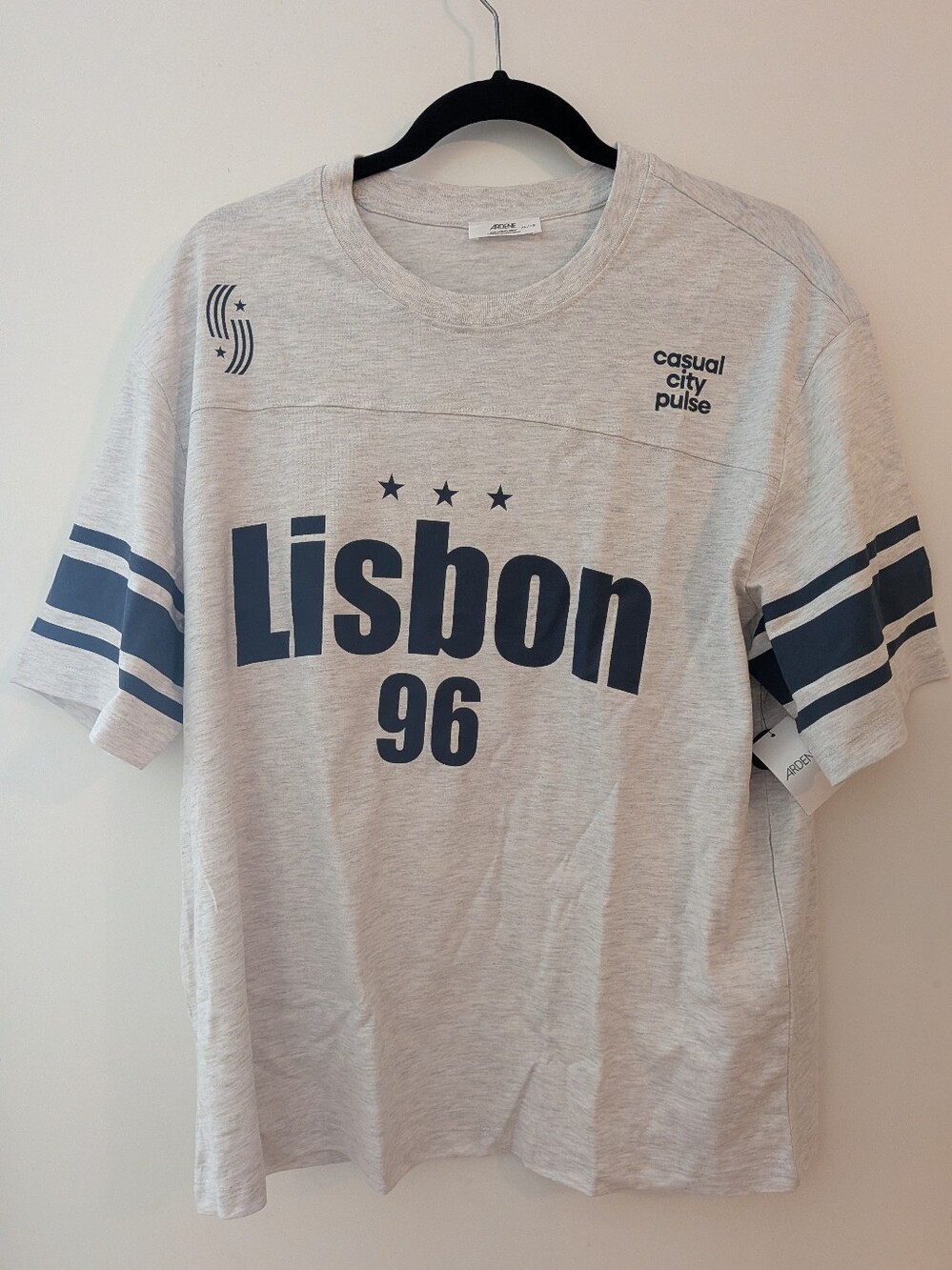 Lisbon T-Shirt Size XL